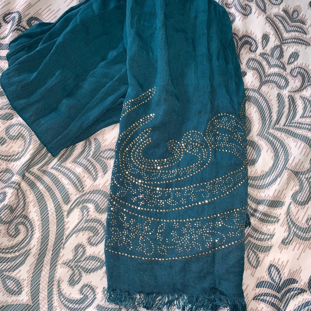 Teal scarf